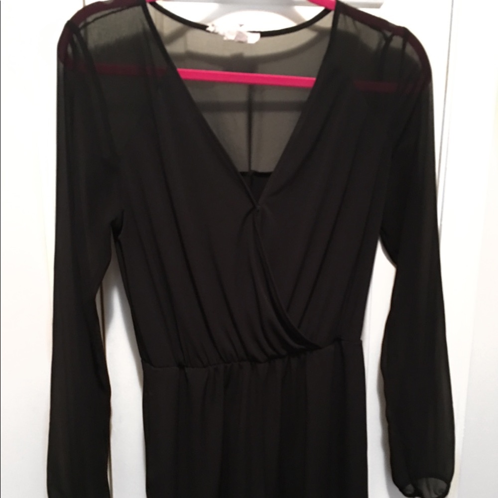 BCBG ROMPER - Picture 3 of 8